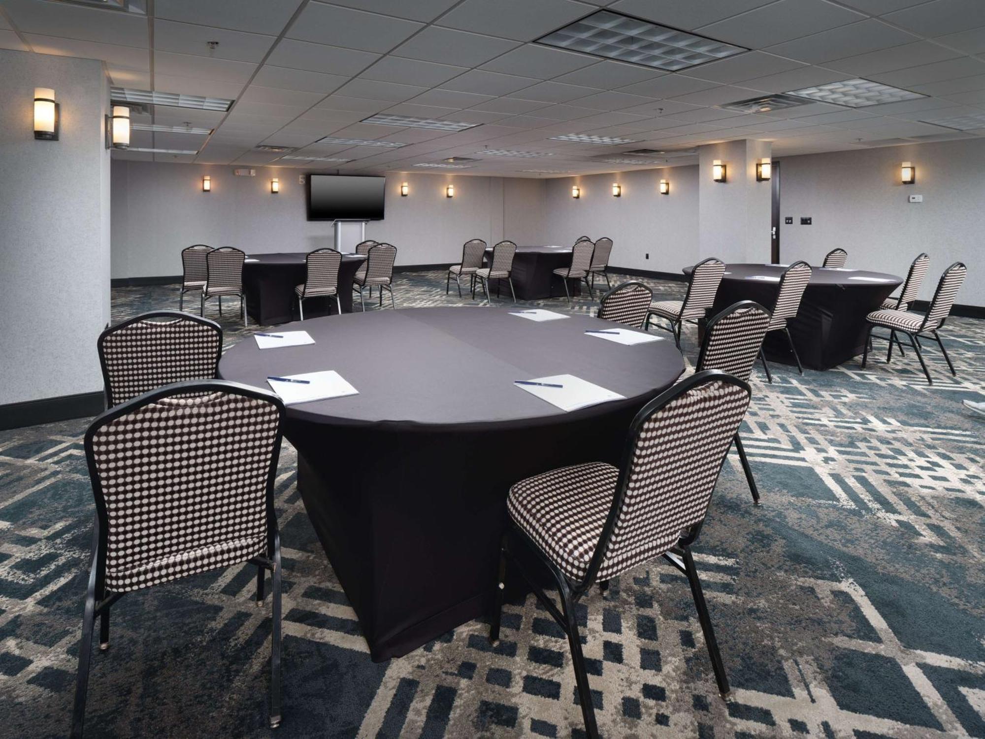 Doubletree By Hilton Hotel Chattanooga Downtown Экстерьер фото